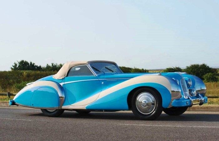 Art Deco strūklas formas kupeja noma Rīgā