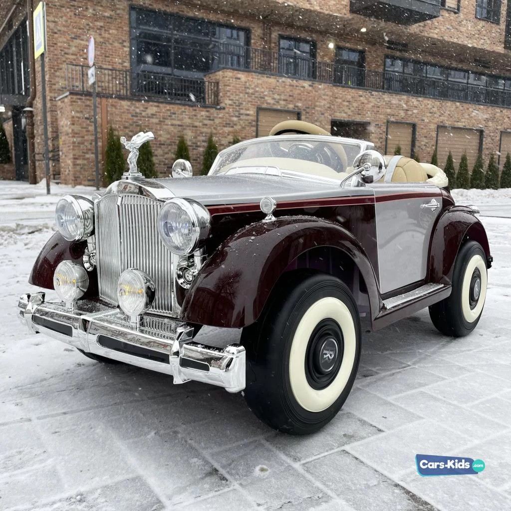Rolls-Royce stila tūrisma automašīna noma Rīgā